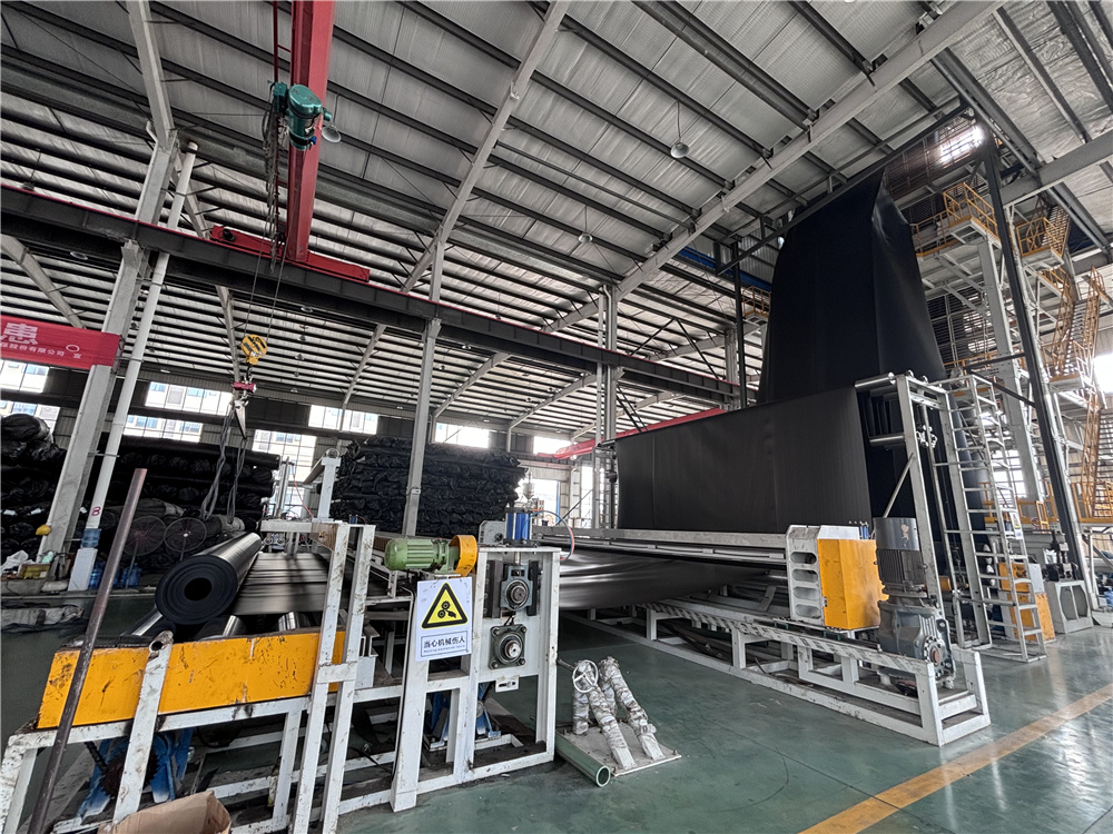 HDPE Geomembrane Smooth Impermeable Pond Liner detail (3)rpf